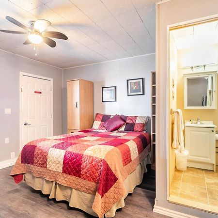 Bayside Cottage Rentals Port Rowan Exteriör bild