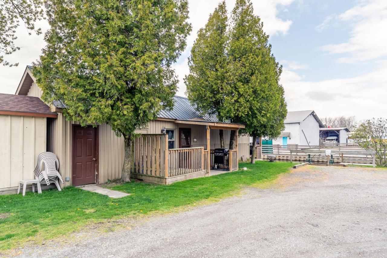 Bayside Cottage Rentals Port Rowan Exteriör bild