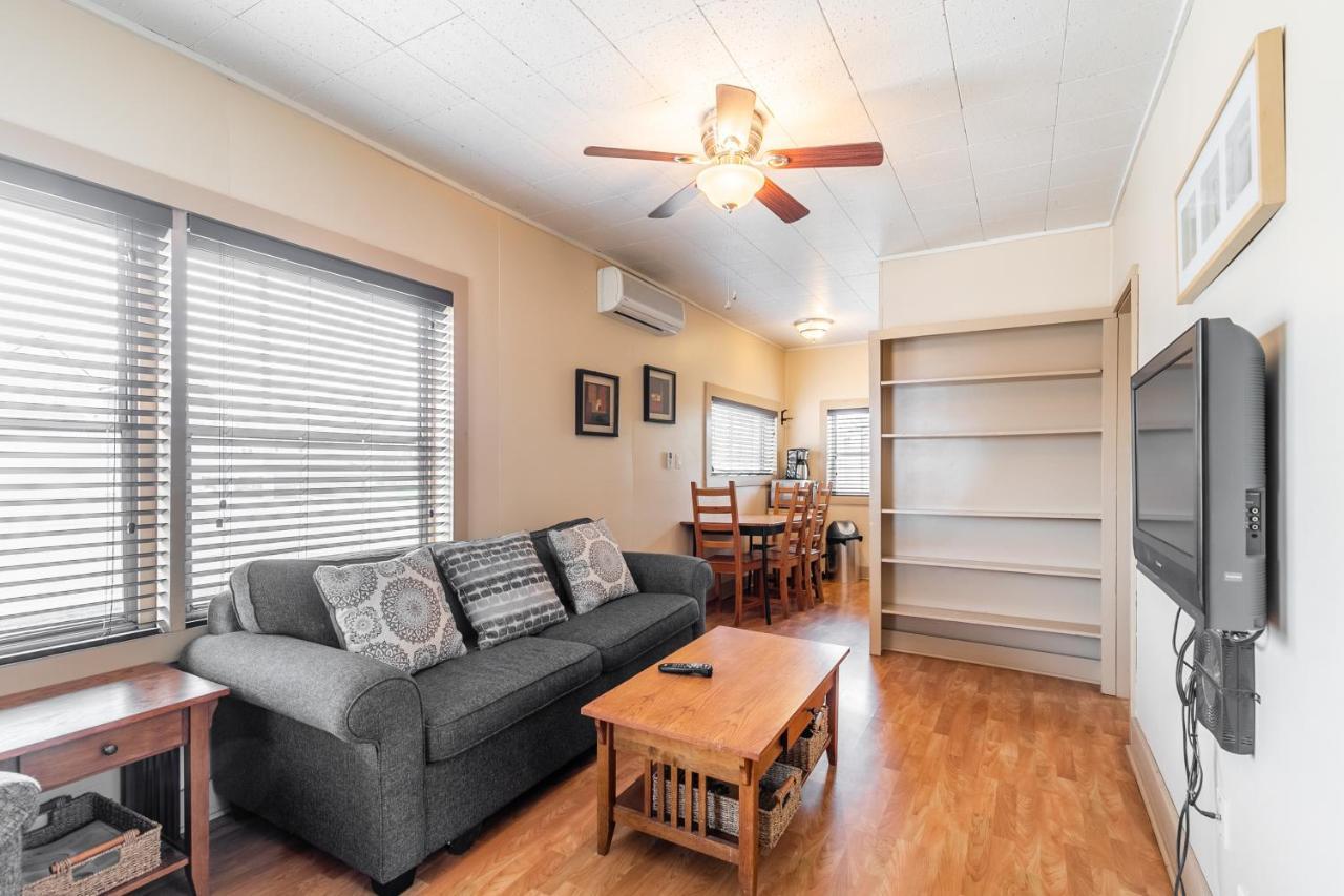 Bayside Cottage Rentals Port Rowan Exteriör bild