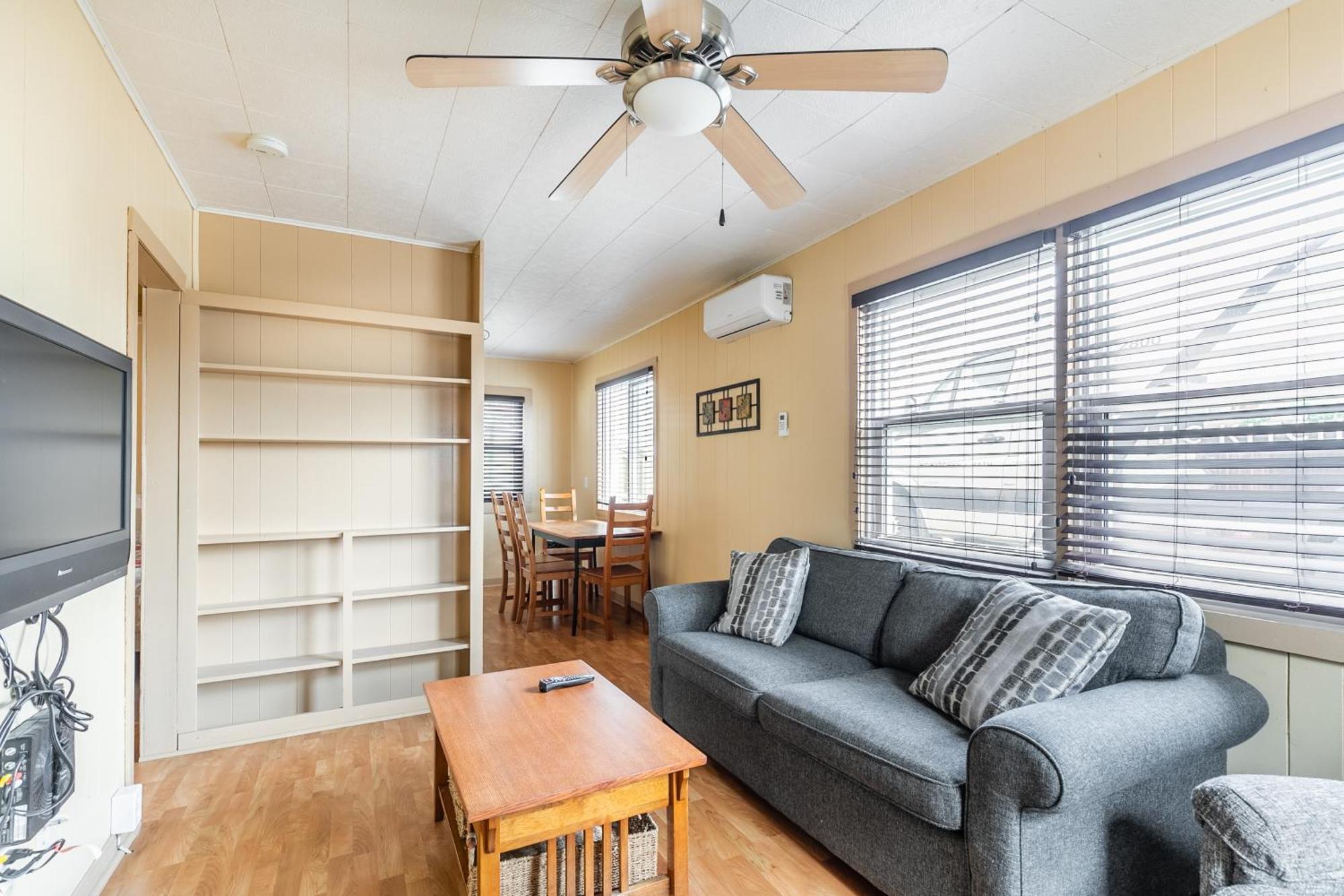 Bayside Cottage Rentals Port Rowan Exteriör bild